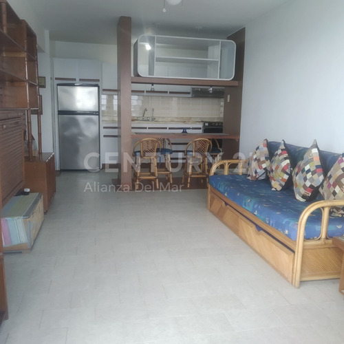 Imagen 5 de 11 de Venta Ph En Macuto Las 15 Letras