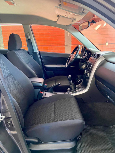 Imagen 10 de 12 de Suzuki Grand Vitara 2.0 Mecánico