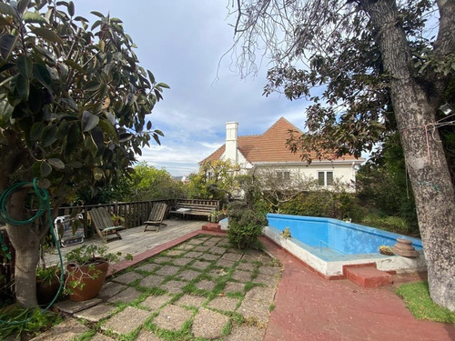 Imagen 14 de 16 de Gran Casa En Excelente Sector, A Pasos De Agua Santa