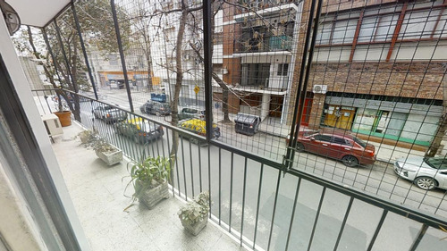 Imagen 5 de 22 de Departamento 4 Dormitorios Con Dependencia. 2 Balcones - Almagro