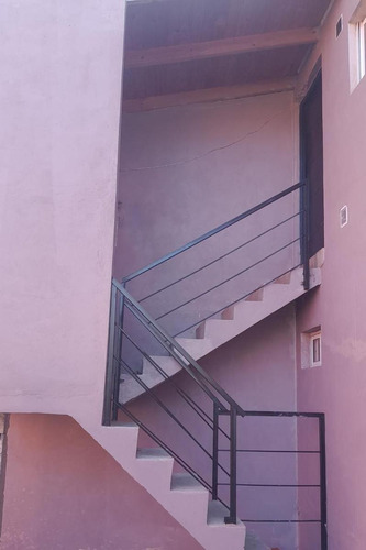 Casa En Venta - 2 Dormitorios 3 Baños - Cochera - 230mts2 - La Plata
