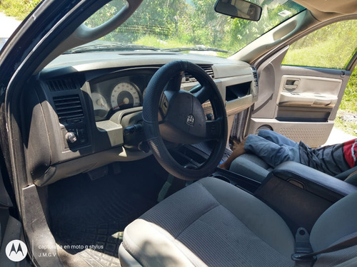 Dodge Dakota Slt Crew Cab 4x2 At
