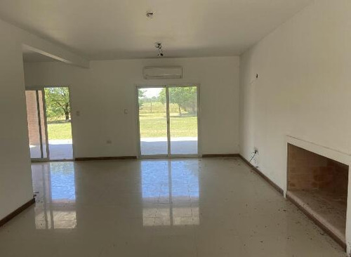 Imagen 9 de 25 de Casa - Los Alcanfores