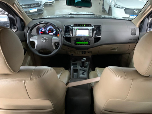 Toyota Hilux SW4 3.0 SRV 4X4 16V TURBO INTERCOOLER DIESEL 4P AUTOMÁTICO