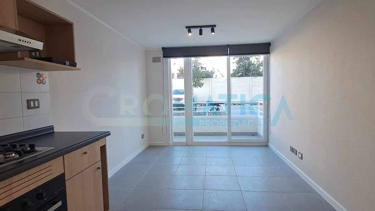 Imagen 2 de 20 de Arriendo Depto. Nuevo, Primer Piso, 1d Y 1b, C. Santa Blanca