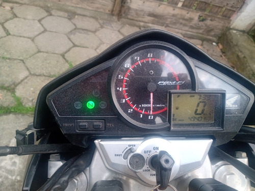 Imagem 7 de 9 de Honda Cb 300r