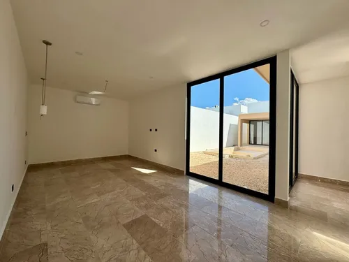 Casa En Venta En Mérida, Adana Residencial, Xcanatún ( Mod. B)