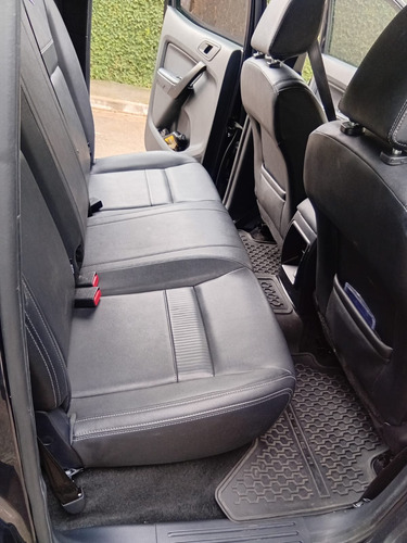 Ford Ranger 2.2 Black Cab. Dupla 4x2 Aut. 4p
