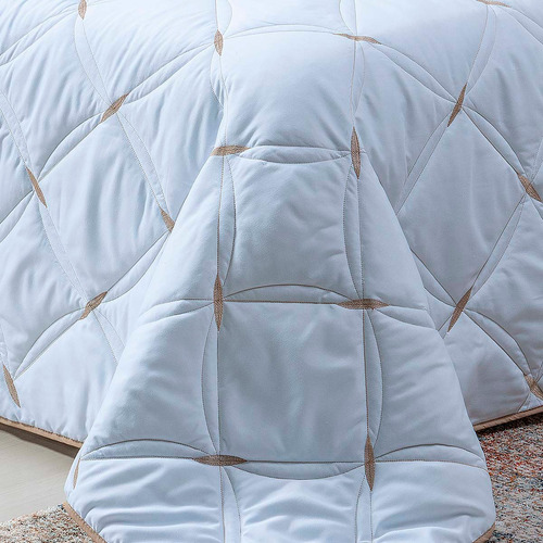 Roupa De Cama Box Kit Suíte Queen 08 Peças + Jogo De Banho Branco Branco