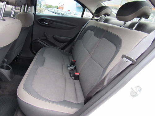 Imagem 10 de 15 de Chevrolet Prisma 1.0 Mpfi Lt 8v