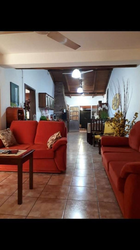 Imagen 8 de 19 de Vendo Casa Bº Docente-obera - Rn