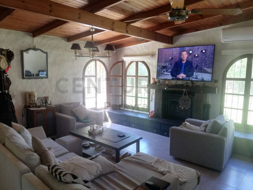 Imagen 18 de 24 de 407 Esquina 24. Casa En Venta Con Gran Parque Y Arbolado, Villa Elisa.-