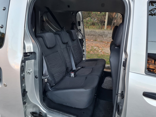 Imagen 12 de 14 de Renault Kangoo 1.6n Emotion Sce 5asc 2plc 2019