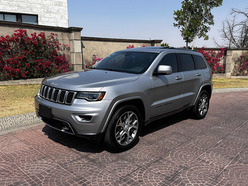 Jeep Grand Cherokee 3.7 3.6 Edición 75 Aniversario 4x2 At