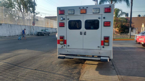 Imagen 6 de 14 de Ambulancia 2010 Ford T1, Excelente F-450