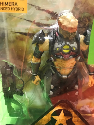 Lote 2 Figuras Resistance Ps3 - Ravager Y Chimera Hybrid