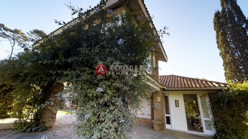 Casa De Construcción Tradicional - Ref: 6707