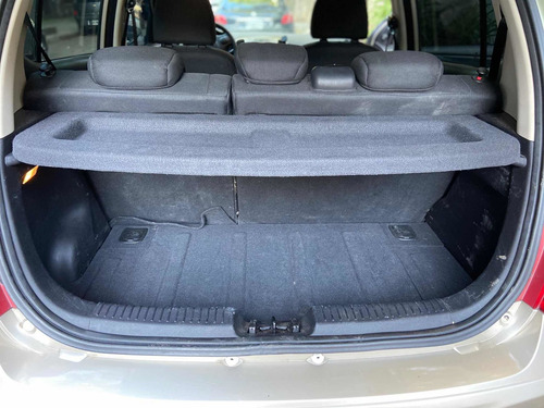 Hyundai I10 1.2 Gls Seguridad L Mt 2012