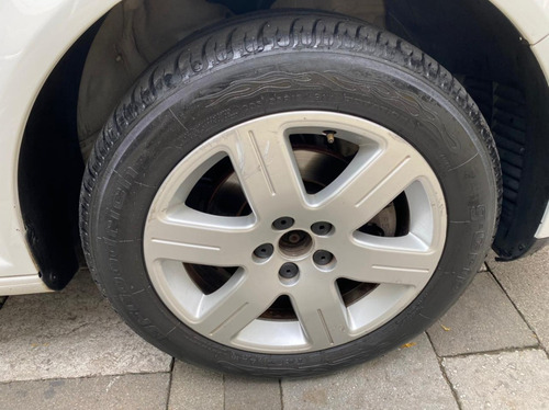 Volkswagen Jetta Trendline 2.0 Mt