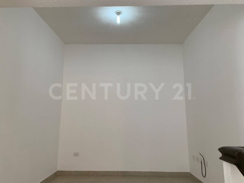 Imagen 4 de 12 de Casas En Renta Zona Canteras Puente Viejo Chihuahua
