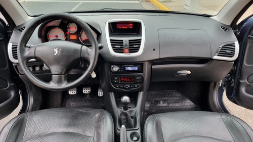 Imagen 13 de 18 de Peugeot 207 Griffe Xt Premium 1.6 3 Puertas