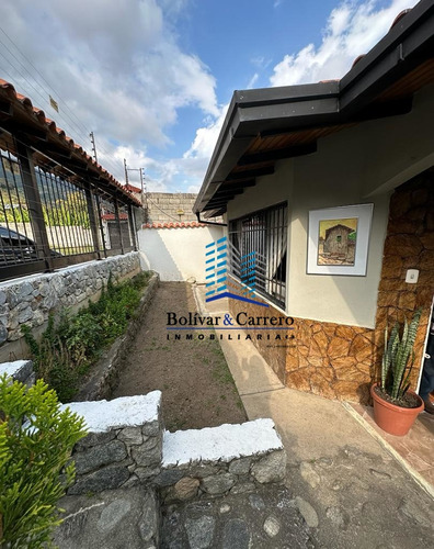 Casa En Venta Ubicada En Los Llanitos De Tabay, Mérida - B&c0-39