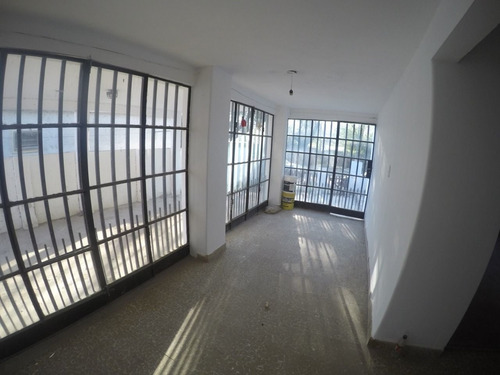 Imagen 2 de 8 de Casa En Venta De 2 Dormitorios C/ Cochera En Cosquín