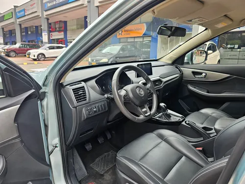 Dfsk Glory 560 1.8cc Mt 2020