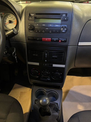 Fiat Idea 1.4 Elx Flex 5p