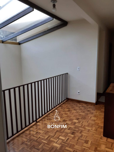 Imagem 17 de 19 de Casa Com 4 Dormitórios À Venda Com 424m² Por R$ 850.000,00 No Bairro Água Verde - Curitiba / Pr - Csa0258