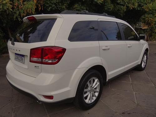 Imagem 3 de 8 de Dodge Journey Sxt