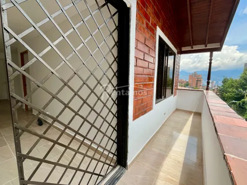Apartamento En Venta En Loma De Los Parra. Cod V775671