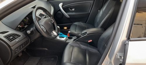 Imagem 7 de 9 de Renault Fluence 2013 2.0 Dynamique Hi-flex 4p