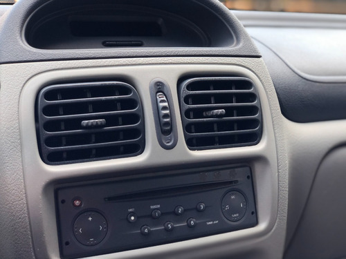 Renault Clio 1.6 Privilege 4 P