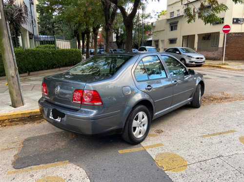 Volkswagen Bora 2.0 Trendline 115cv 2011