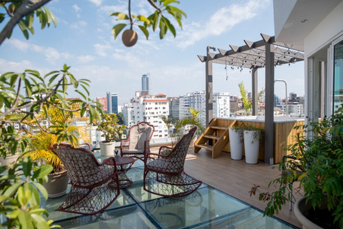 Majestuoso Penthouse De 3 Niveles En Ensanche Naco