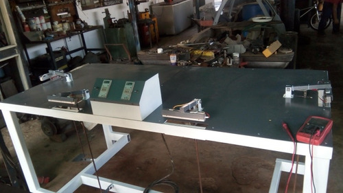 Imagen 3 de 6 de Mesa De Sellado Para Bolsas Aluminizadas Sello Dentado