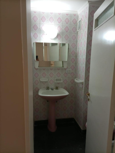Imagen 12 de 14 de Venta. Departamento 2 Dormitorios Con Balcón.