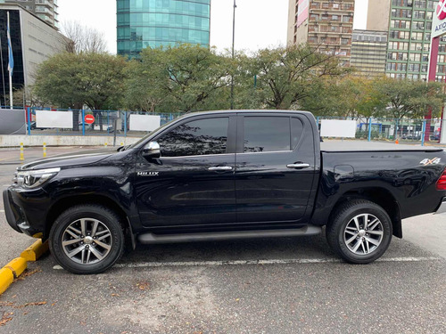 Toyota Hilux 2.8 Cd Srx 177cv 4x4 2017