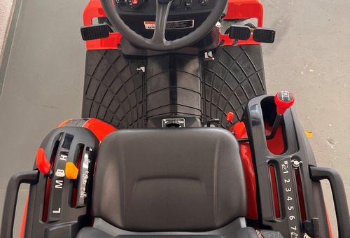 Imagen 2 de 6 de Tractor Kubota B2401 Turf