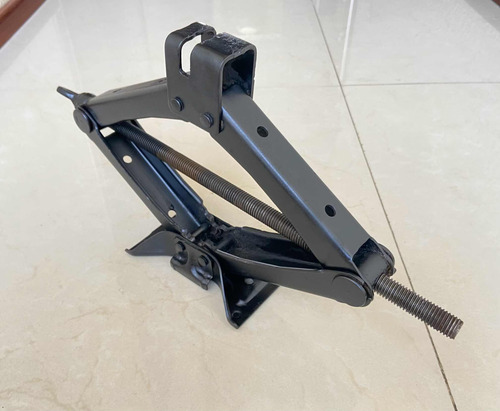 Gato Mecanico Automotriz Universal De Tijera (sin Palanca) (Usado)