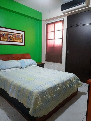 Imagen 23 de 28 de Fernando Guerrero Vende Apartamento, Frente Al C.c. Garibaldi Valencia.