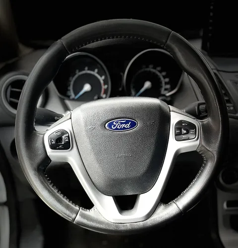 Ford Fiesta 1.6 Hatchback Se