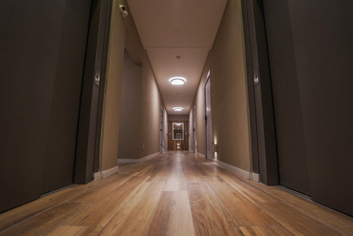 Venta Departamento De 1 Dormitorio A Estrenar. Con Balcon. Av. Pellegrini Al 4000.