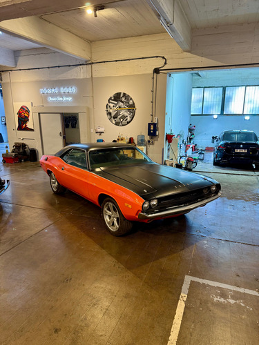 Dodge Challenger