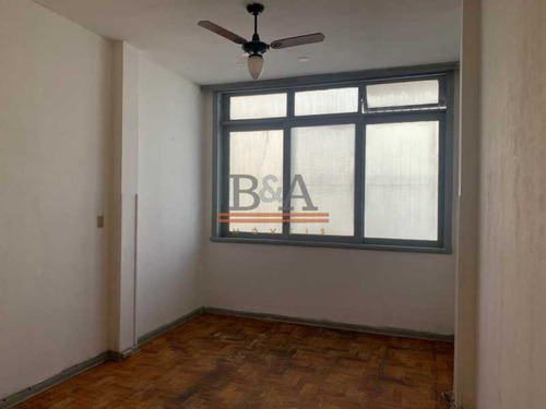 Imagem 7 de 15 de Bea Vende 3 Quartos Com Vaga No Leme - Coap30732