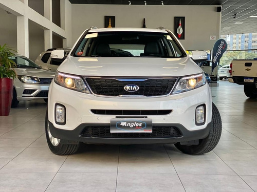 Imagem 2 de 15 de Kia Sorento 2.4 Ex 4x2 16v