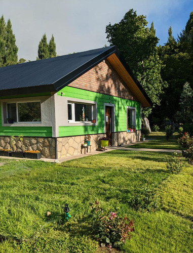 Casa En Camino Al Lago