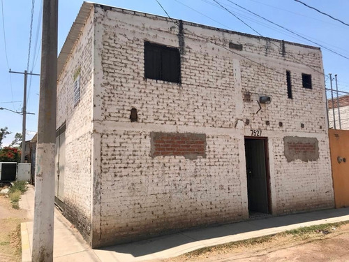 Bodega En Venta En Lázaro Cárdenas, Irapuato, Guanajuato