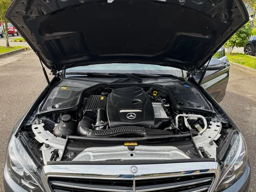 Mercedes-Benz C200 2.0 Exclusive